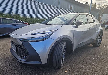 Toyota C-HR 1.8 Hybrid Team D