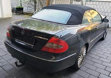 Mercedes-Benz CLK 200 gebraucht kaufen Mercedes-Benz CLK 200 KOMPRESSOR AVANTGARDE AVANTGARDE