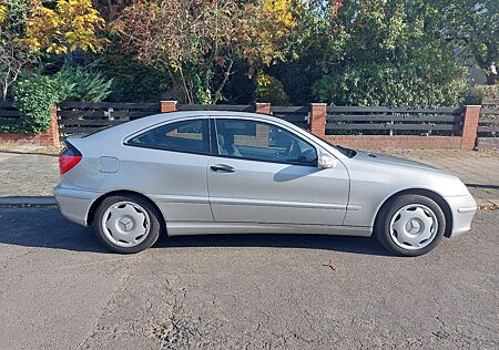 Mercedes-Benz C 180 Kompressor Sportcoupé