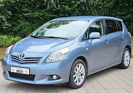 Toyota Verso Travel*TÜV NEU*SCHECKHEFTGEPFLEGT*NAVI*PDC