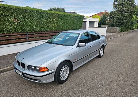 BMW 520i Automatik *99700Km*