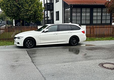 BMW 330d Touring Automatic -