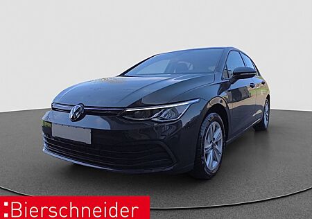 VW Golf Volkswagen 8 2.0 TDI Life NAVI ACC LED