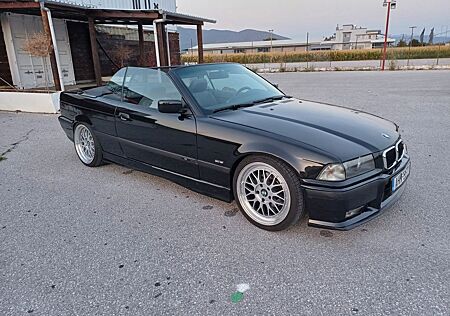 BMW 318i Cabrio Sport Edition M Paket