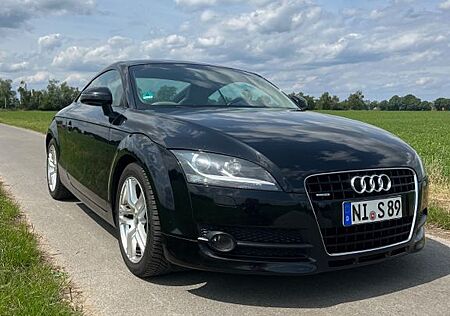 Audi TT Coupe 3.2 S tronic quattro -