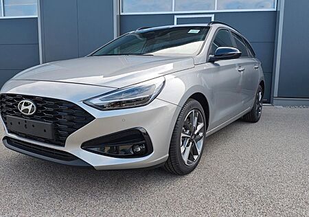 Hyundai i30 Kombi Go Plus DCT /17"/Ad. Tempom./Toter-Win