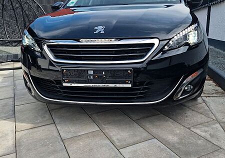 Peugeot 308 GT-Line Edition 130 PureTech EAT6 GT-Lin...