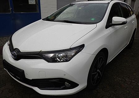 Toyota Auris Touring Sports Touring S. Hybrid 1,8-l...