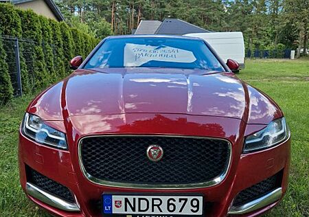 Jaguar XF 35t 340PS AWD Prestige Automatik Prestige
