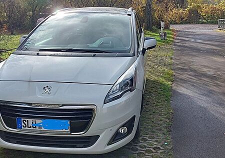 Peugeot 5008 1.6 Allure BlueHDi 120 EAT6 Stop&Start AHK