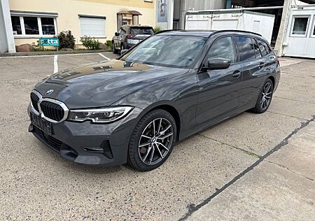 BMW 330 Touring i xDrive Sport Line 1.Hand