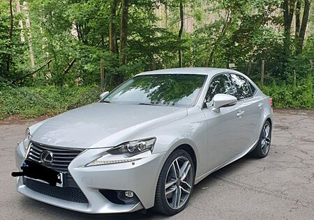 Lexus IS 200 IS 200t Luxury Line Automatik Vollausstattung