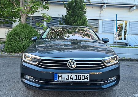 VW Passat Variant Volkswagen 2.0 TDI DSG BMT Highline Vari..