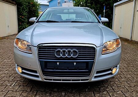Audi A4 *Navi*SHZ*AHK*Tüv neu*sehr sauber*