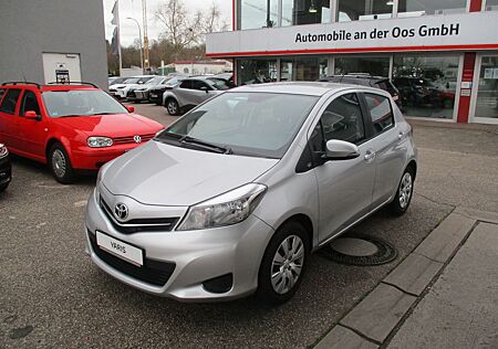Toyota Yaris Multidrive Life, Kamera, Klima, Bluetooth