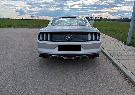 Ford Mustang 2.3 EcoBoost 2017 EZ Deutsches Fahrzeug