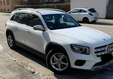 Mercedes-Benz GLB 200 d 4MATIC DCT -