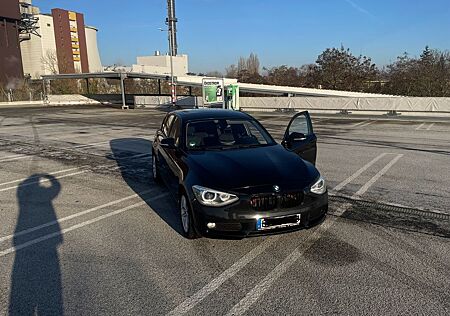 BMW 114i - Xenon - Shz. - Scheckh. - viele Teile neu