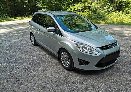 Ford Grand C-Max 1,6 EcoBoost 110kW Titanium Titanium