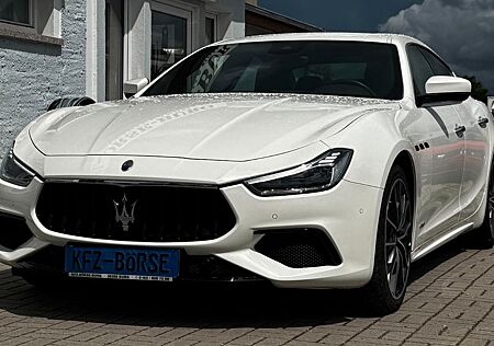 Maserati Ghibli GranSport SQ4 *2 Jahre Garantie*1. Hd*