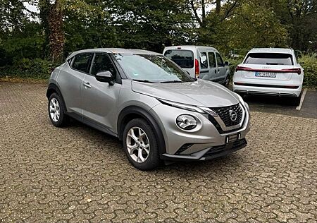 Nissan Juke 1.0 DIG-T Kamera 1 Hand Unfallfrei