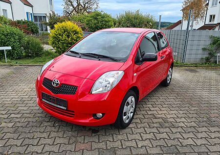 Toyota Yaris Europe, RENTNERAUTO MIT NUR 48890 KM