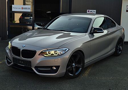 BMW 218 d Coupe Sport Line, Automatik/Navi/SHZ/PDC