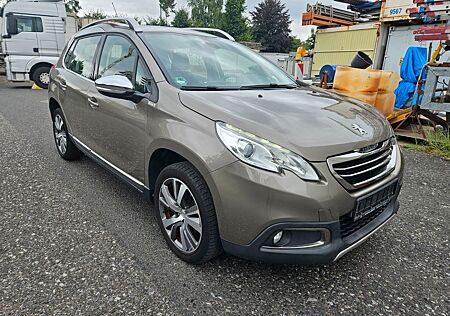 Peugeot 2008 hdi Allure Navi Leder