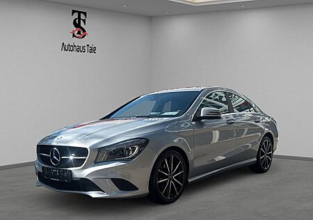 Mercedes-Benz CLA 180 URBAN/NAVI/BI-XENON/