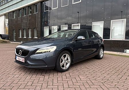 Volvo V40 D2 -