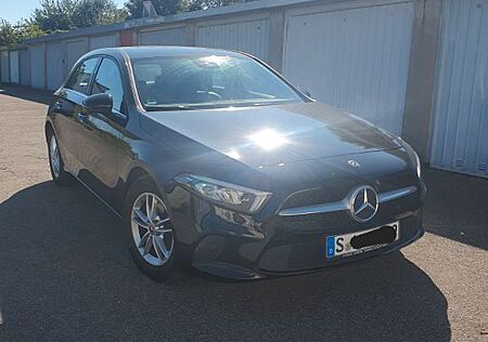 Mercedes-Benz A 180 d -