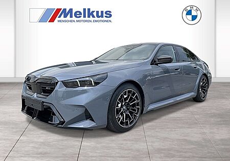 BMW M5 Limousine Verfügbar - M Drivers Paket - M Car