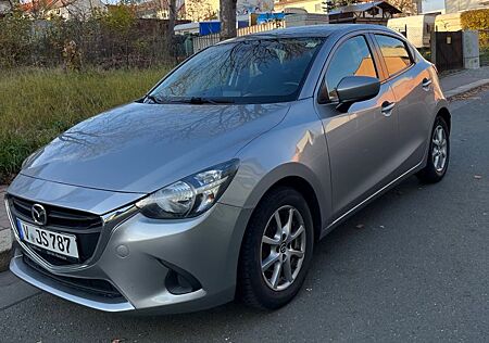 Mazda 2 / 1,5 Benzin