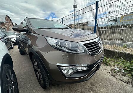 Kia Sportage Spirit 2WD Navi Leder Xenon Top Zustand