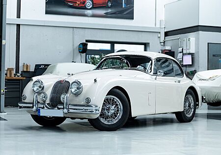 Jaguar XK 150 Coupe I Maching I Heritage I LHD