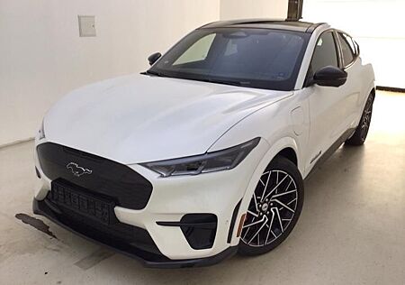 Ford Mustang Mach-E GT AWD Matrix Pano