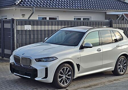 BMW X5 30 d M Sport Komf/Sitz Airm/Pano/360°/Webasto