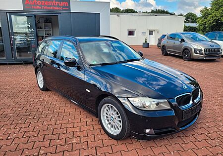 BMW 318i Touring*NAVI*PANORAMADACH*SHZ*PDC*XENON*