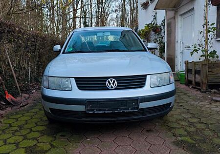 VW Passat Volkswagen 1.6