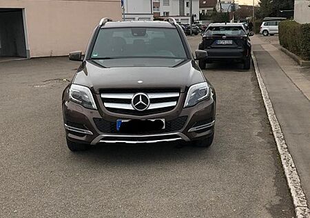 Mercedes-Benz GLK 250 4MATIC - sehr gut gepflegt.