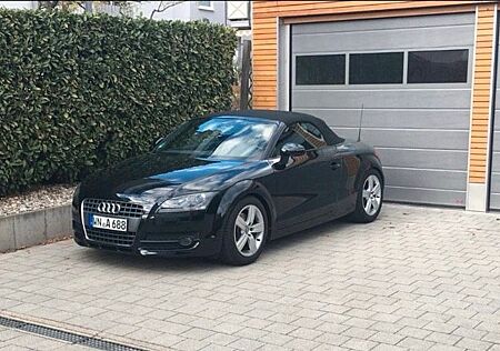 Audi TT Gepflegter Ausi Roadster 1.8 TFSI -