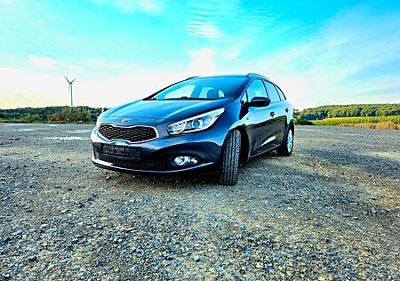 Kia Cee'd Sportswagon 1.4 CVVT Vision Sportswago...