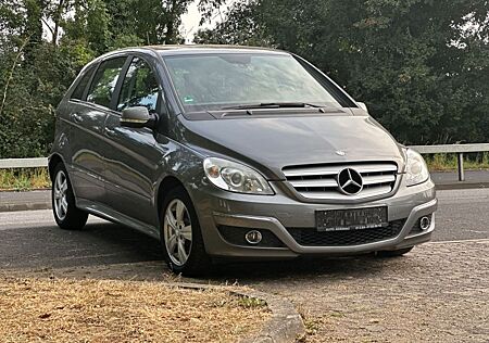 Mercedes-Benz B 180 B -Klasse Sport Edition