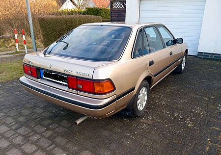 Toyota Carina II GLi 16V im Erstlack