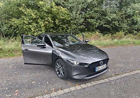 Mazda 3 1.8 SKYACTIV-D -