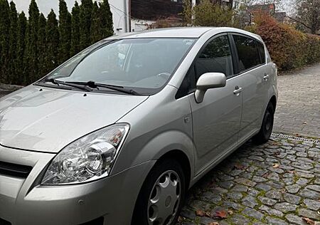 Toyota Verso 1.8l Valvematic Executive Multidrive S...