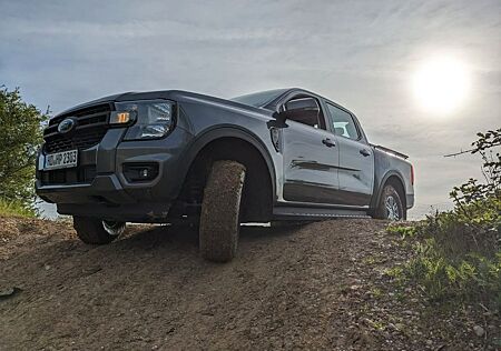 Ford Ranger gebraucht kaufen Ford Ranger XLT 2,0 Eco Blue Doppelkabine Automatik