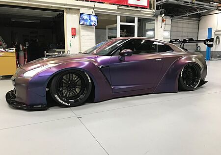 Nissan GT-R 3.8l Libertyy Walk