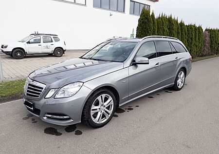 Mercedes-Benz E 250 CDI 4MATIC T B.E. AVANTGARDE Aut. AVAN...