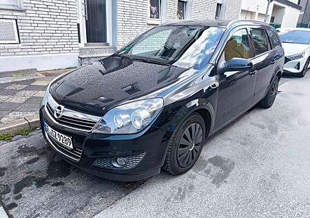 Opel Astra Caravan H 1.6 OPC Line
